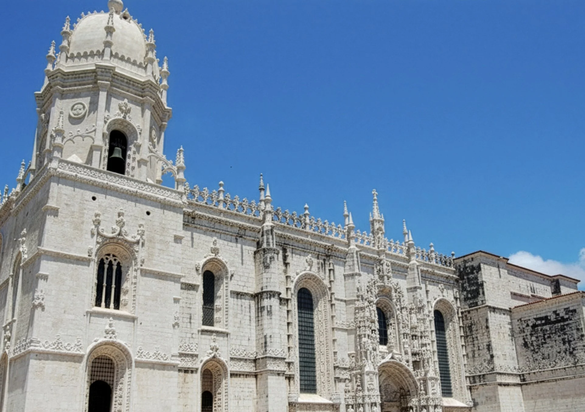 Grand Lisbon Tour photo 2